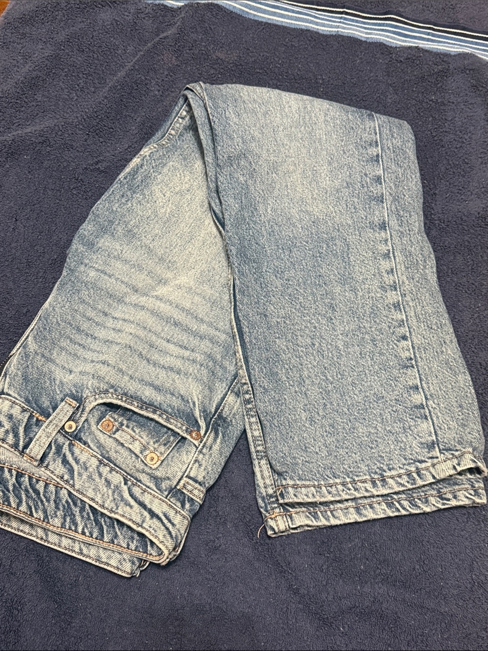 Aeropostale Low Rise Baggy Light Blue Straight Leg Jeans size 00 Short - Picture 8 of 16